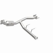 Load image into Gallery viewer, MagnaFlow 2010 Ford F-150 4.6L Direct-Fit Catalytic Converter