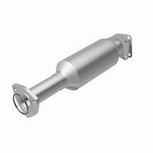 Load image into Gallery viewer, MagnaFlow 2004 Honda Odyssey 3.5L California Grade CARB Complaint Direct-Fit Catalytic Converter