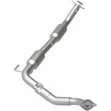 Load image into Gallery viewer, MagnaFlow 08-09 Toyota Tundra 4.7L California Grade CARB Compliant Direct-Fit Catalytic Converter