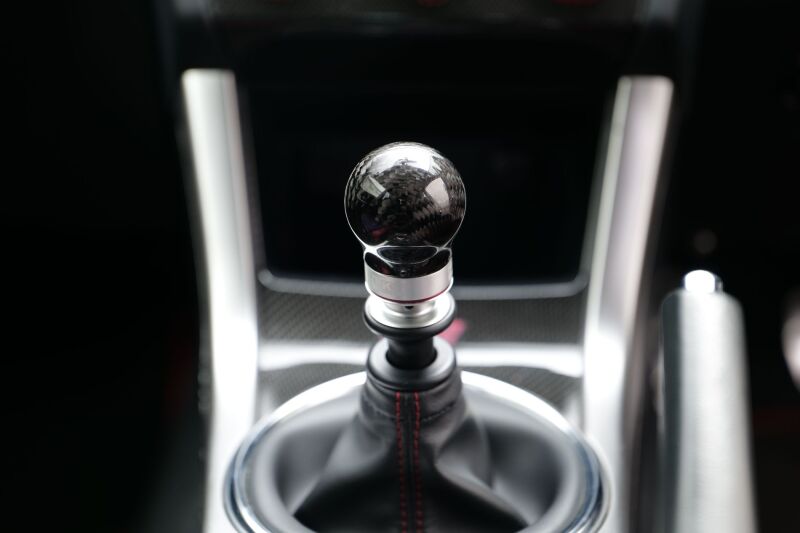HKS 15-21 Subaru WRX STI 6MT Carbon Shift Knob