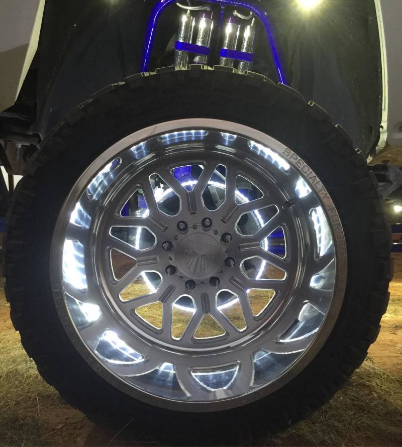 Oracle LED Illuminated Wheel Rings - White NO RETURNS