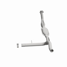 Load image into Gallery viewer, MagnaFlow DF Catalytic Conv 04-06 Ford F-150 Pickup 5.4L 4WD (Exc Heritage Edition) P/S (49 State)